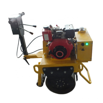 LT-300 self-propelled vibratory road roller